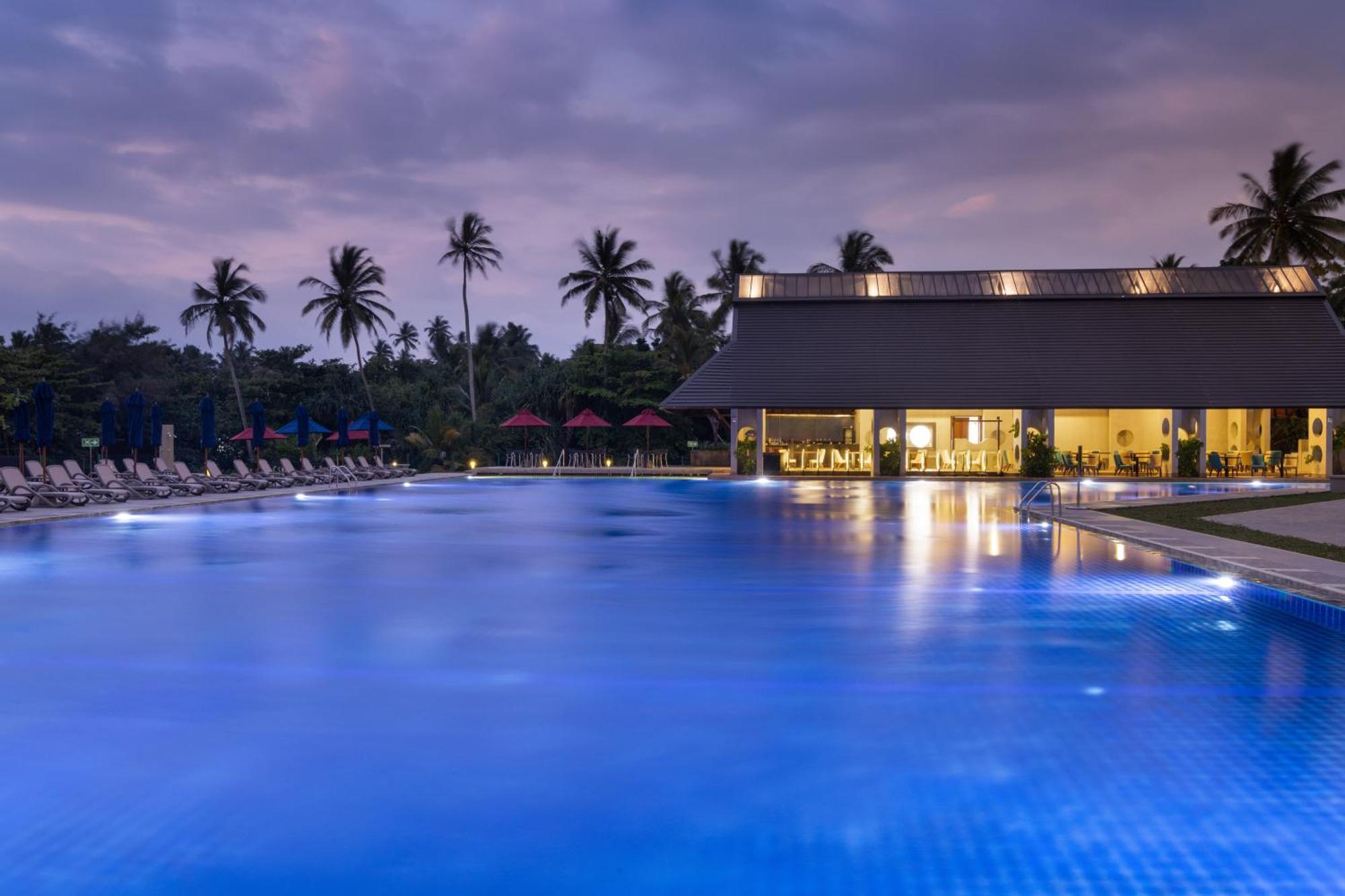 Sheraton Kosgoda Turtle Beach Resort Dış mekan fotoğraf